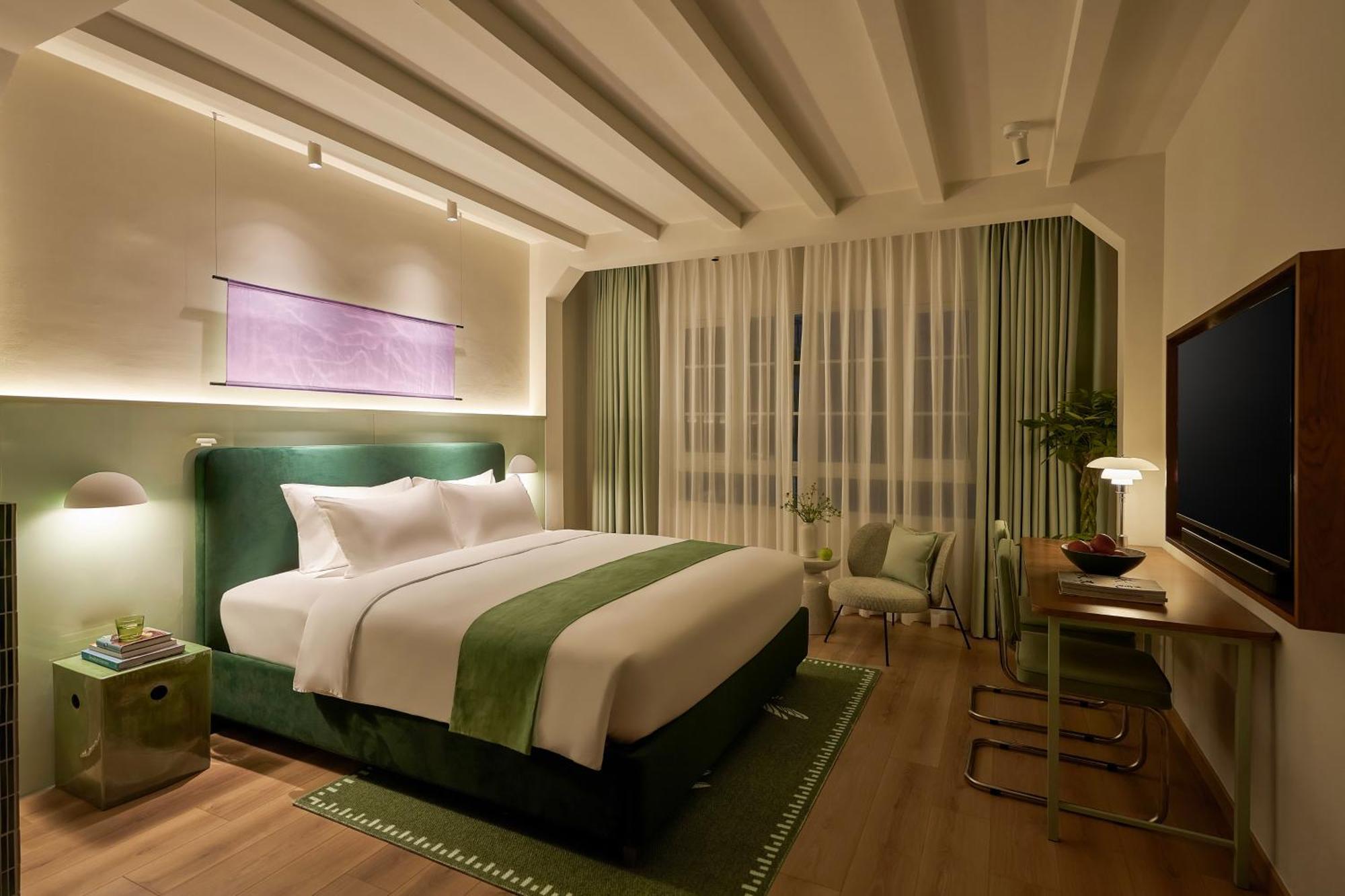 The Urban Resort By Circadian Ho Chi Minh City Exterior photo