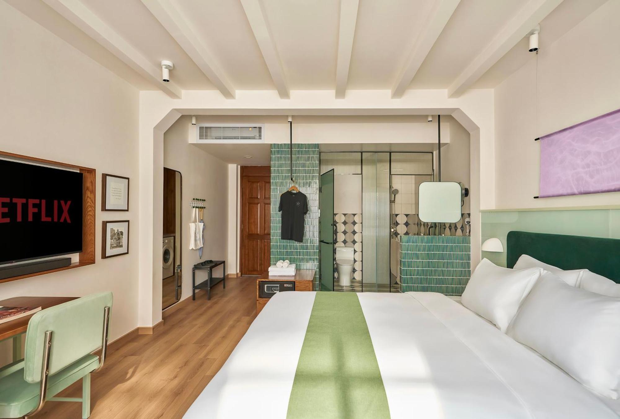 The Urban Resort By Circadian Ho Chi Minh City Exterior photo
