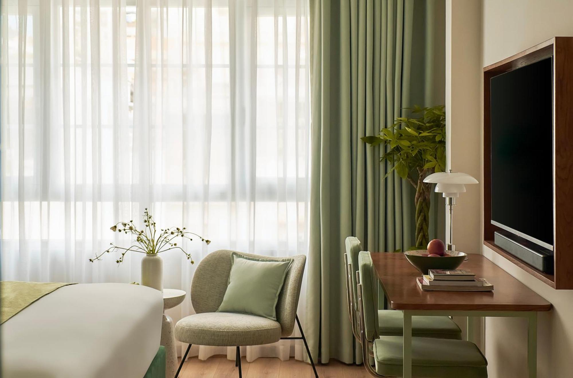 The Urban Resort By Circadian Ho Chi Minh City Exterior photo
